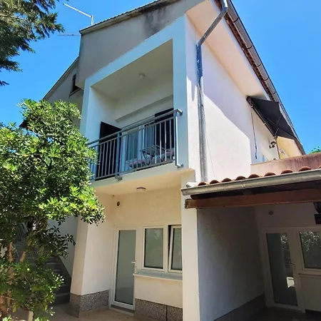 Lägenhet Loncar By Interhome *