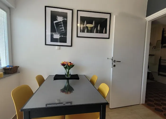 Loncar By Interhome Lägenhet