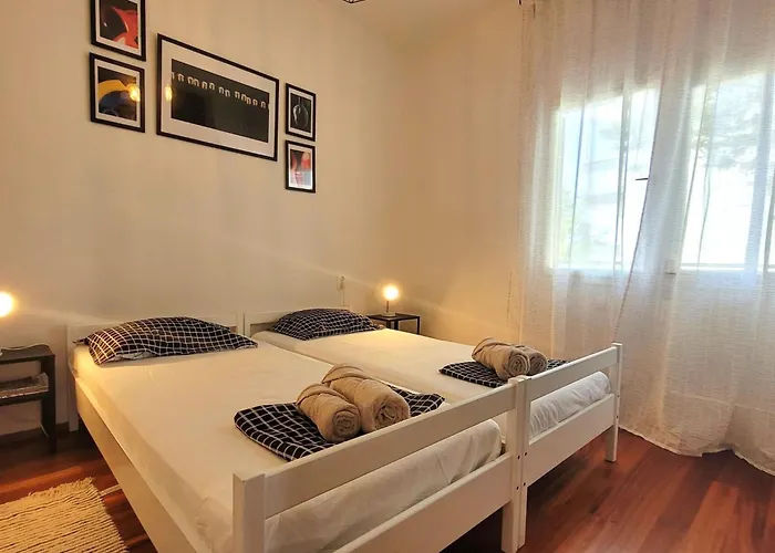 Loncar By Interhome * Krk Town